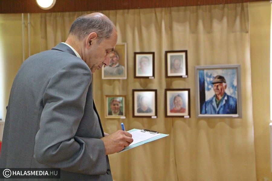 Száz arc, száz portré – országos rekord Balotán