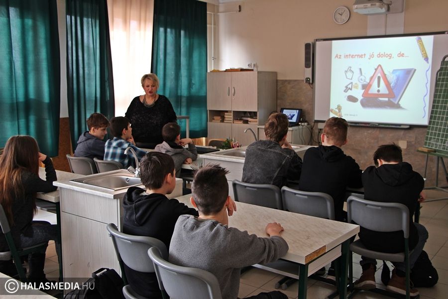 Óvatosan klikkeljünk! (galéria)