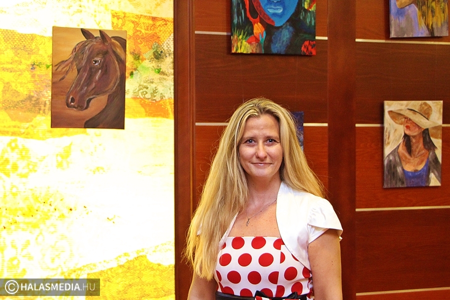 Anikó színesben látja a világot