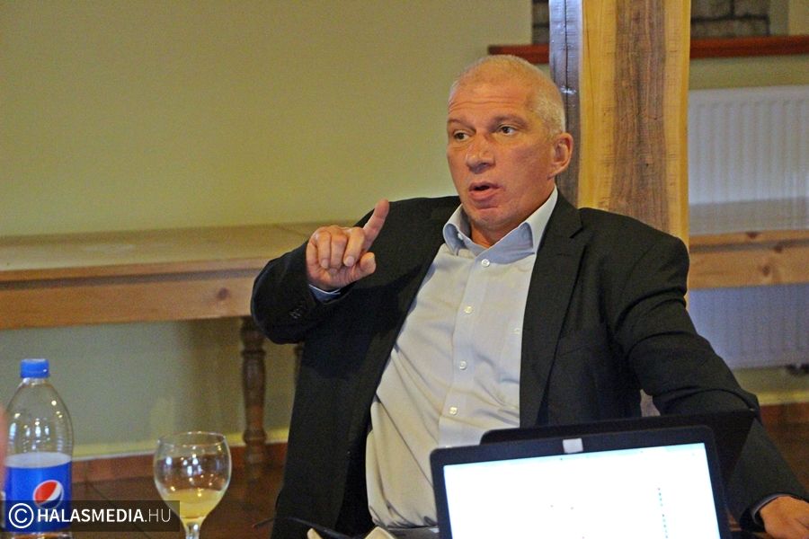 Mozgalmas év elé néz a Hirling Lovaspark