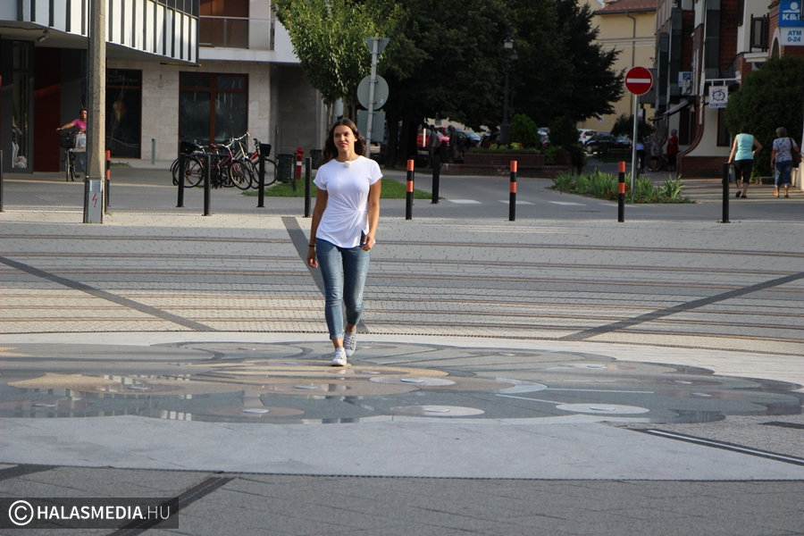 Halasi nyaralásra buzdítanak