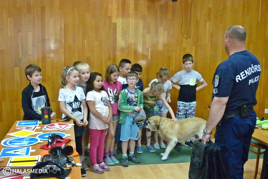 Rendőróra a nyár veszélyeiről