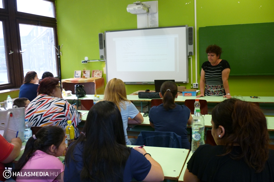 A vakáció alatt is tanulnak