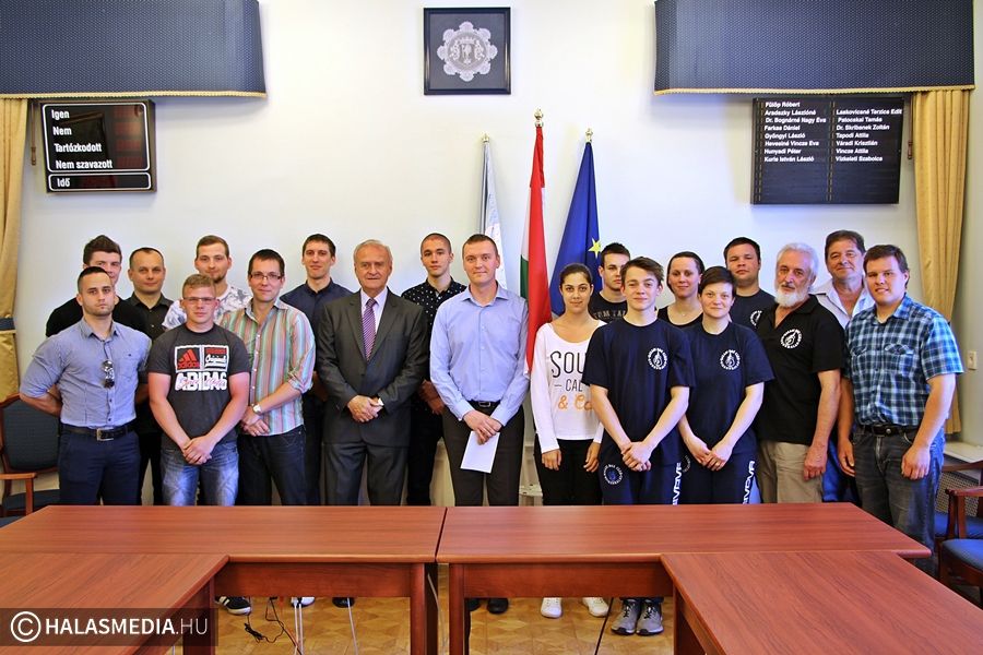 Sportolókat köszöntött a polgármester