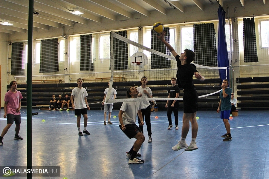 (►) Egy teljes nap a sport jegyében