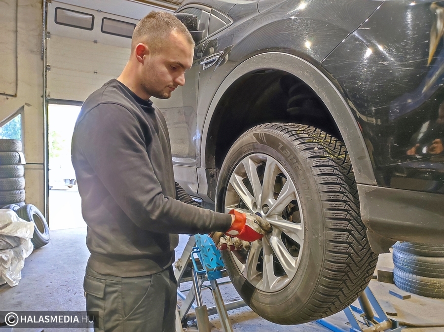 „Felelőtlenség ilyenkor nyári abroncsokkal autózni”