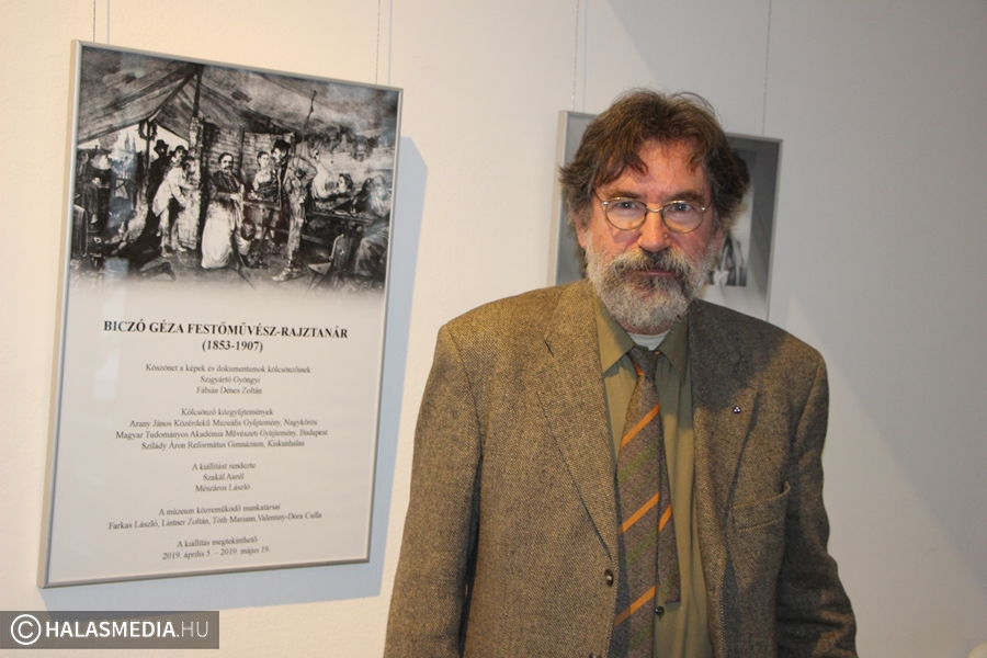 Kiállítás és könyvbemutató