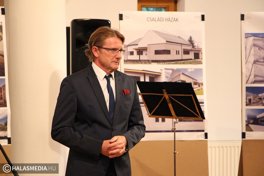 Szép házakat, előkerteket díjaztak