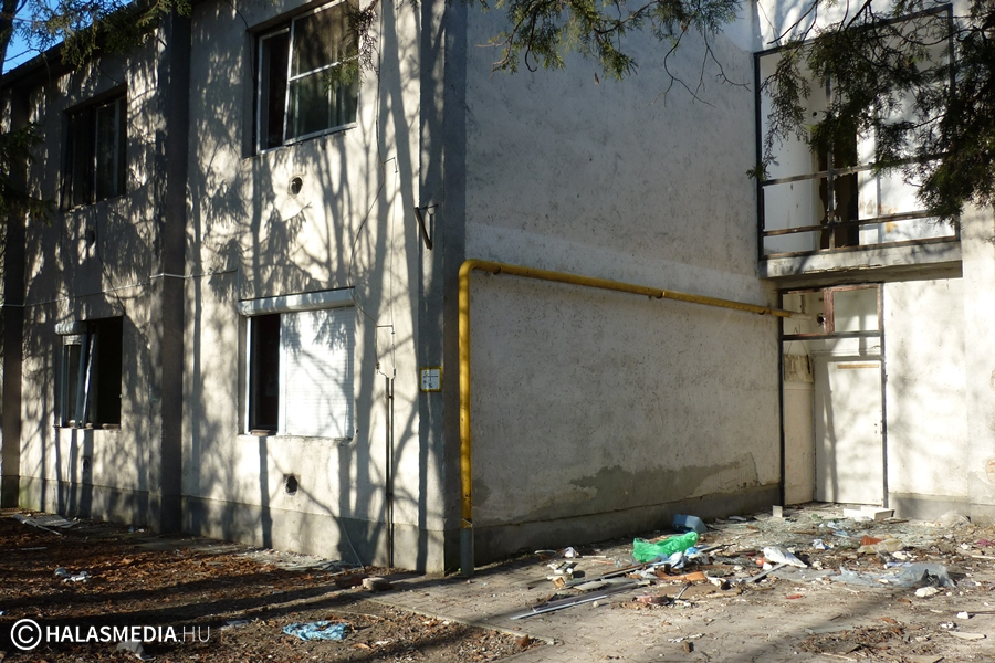 Kiköltöztek az Erzsébet királyné téri bérlakásokból