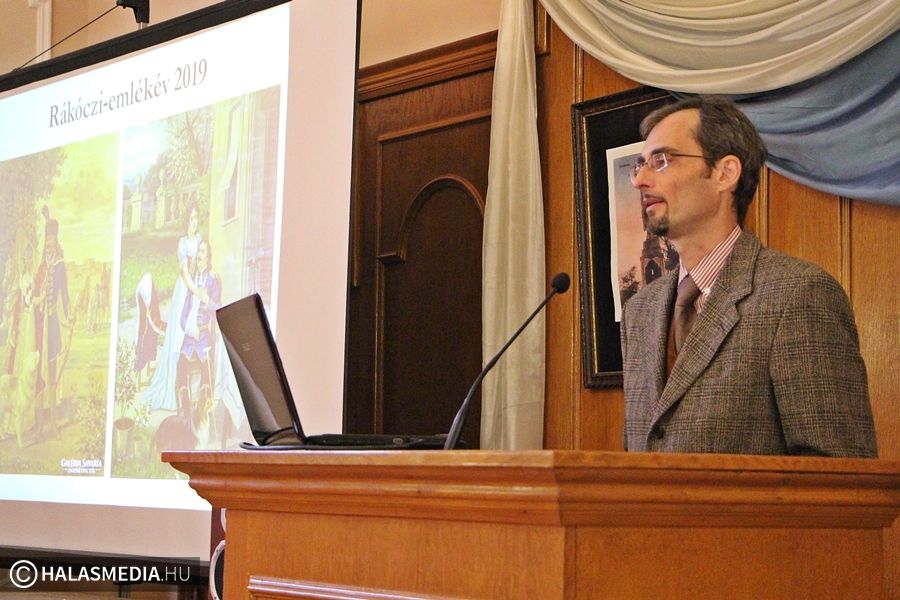 A középpontban II. Rákóczi Ferenc