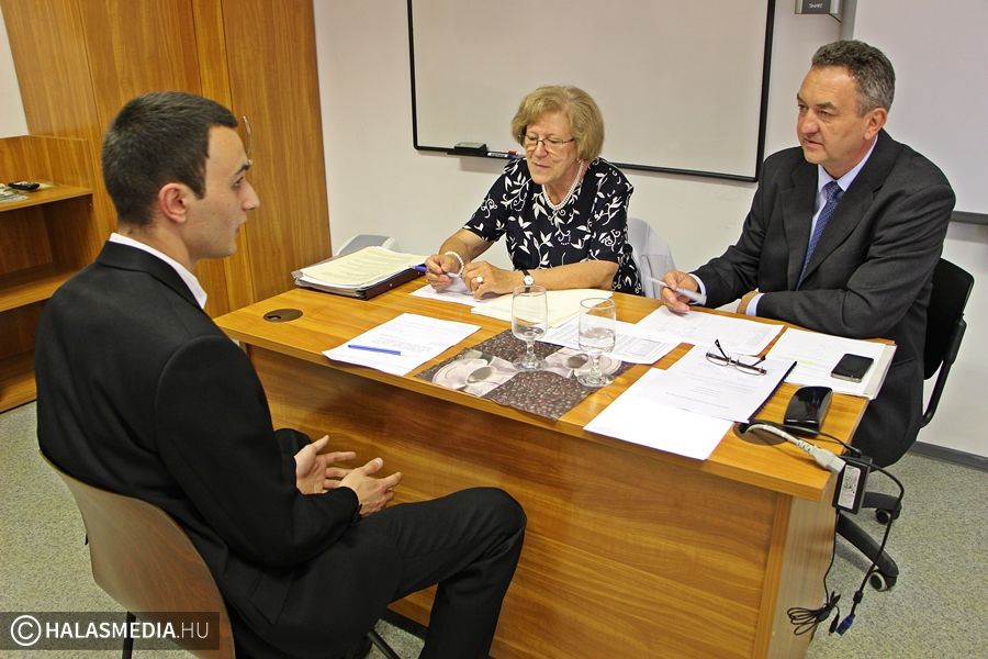 Sikeres vizsgát tettek a logisztikusok