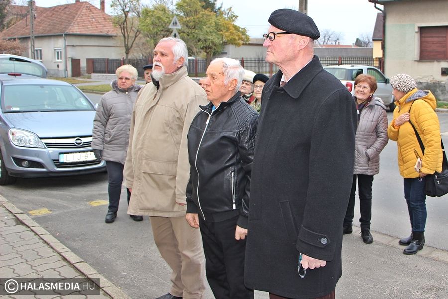 Borbála napi koszorúzás