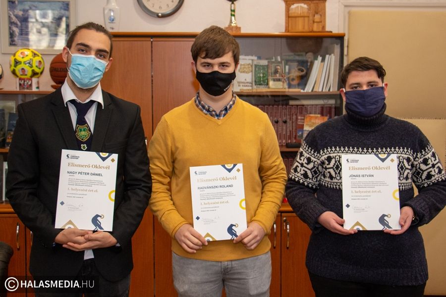 Tekós közgazdaságis tanulók országos első helyezése