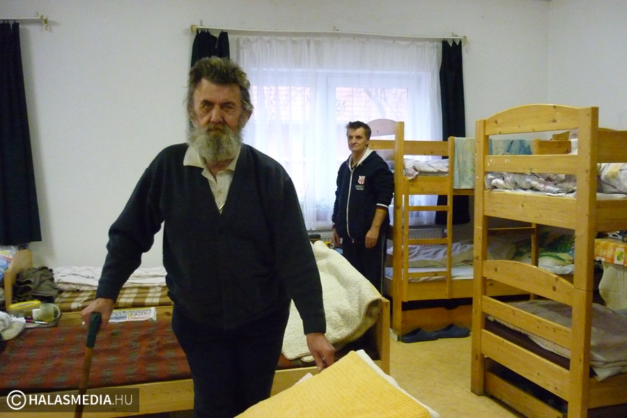 Téli üzemmódban a hajléktalan szálló