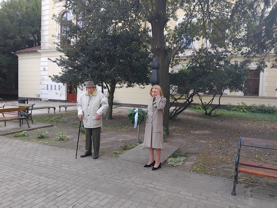 Hol terem a családfa az öregdiákok közgyűlésén?