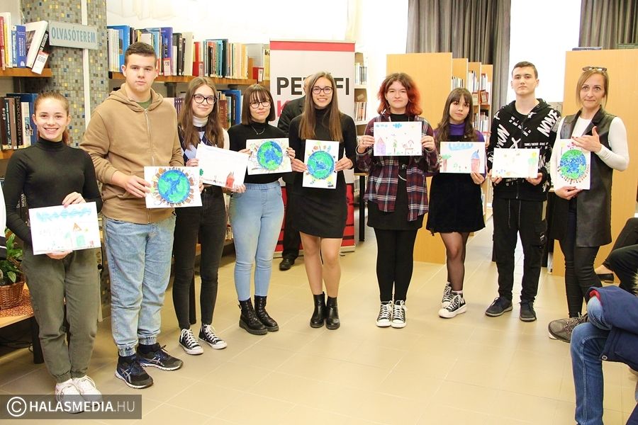 Díjátadó A Föld napja alkalmából