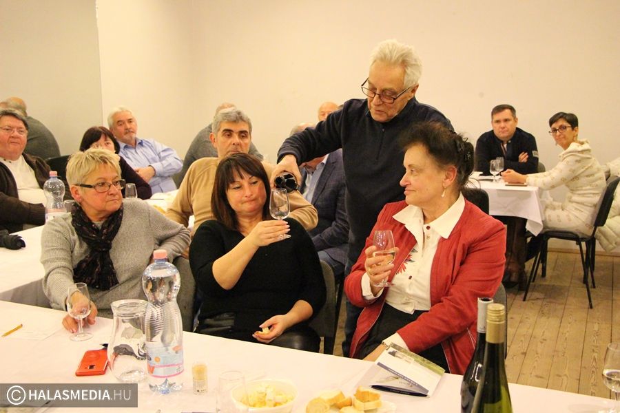 Tokaji borok a klubban