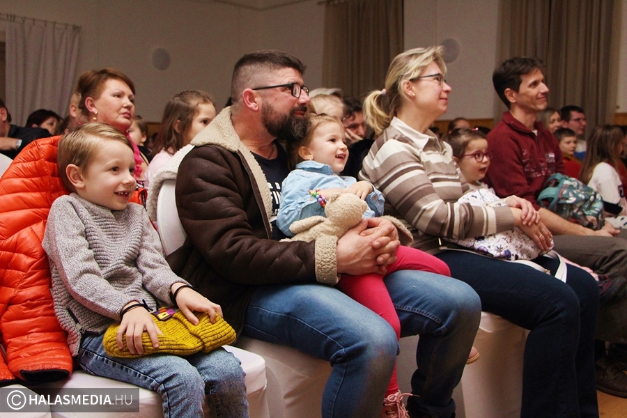 Jegesmaci barátai Halasra látogattak