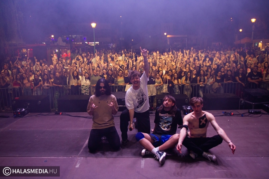 Mehringer bulival indult a péntek este