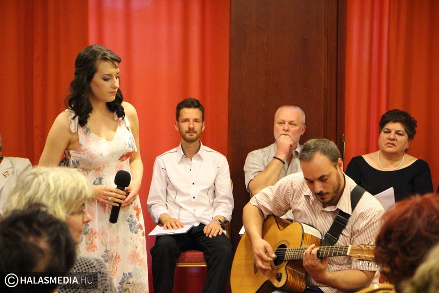 Összefogás a költészet napján