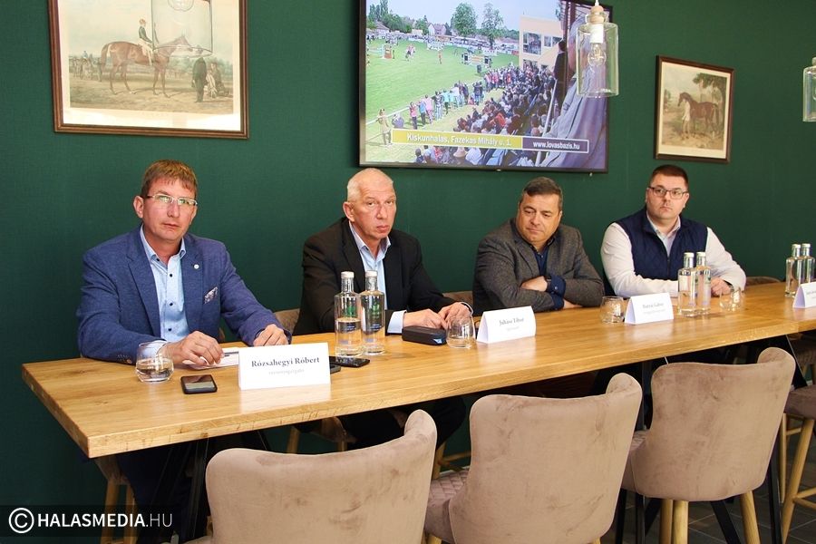 Majális hangulat lesz a nemzetközi lovasversenyen