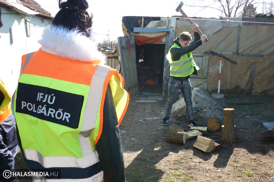 Dékáni HELP – segítség érkezett a tanyákra (galéria)