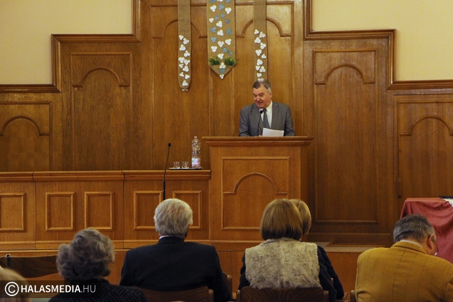 Előadás Petőfiről és a Himnuszról