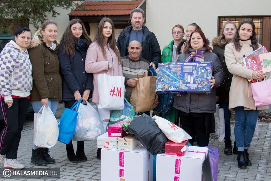 Összefogtak a diákok és a tanárok