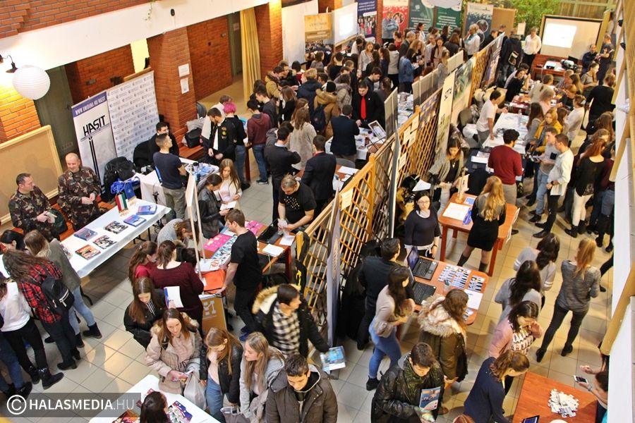 Sikeres pályaválasztási nap (galéria)