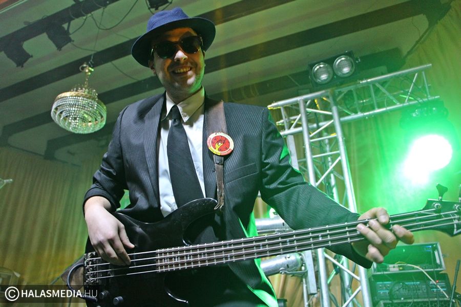 (►) Ez bizony zúzós éjszaka volt