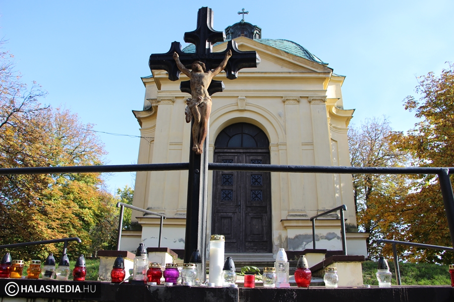 Temetők rendje, szertartások