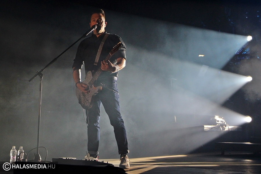 „A maximalizmus a minimum”