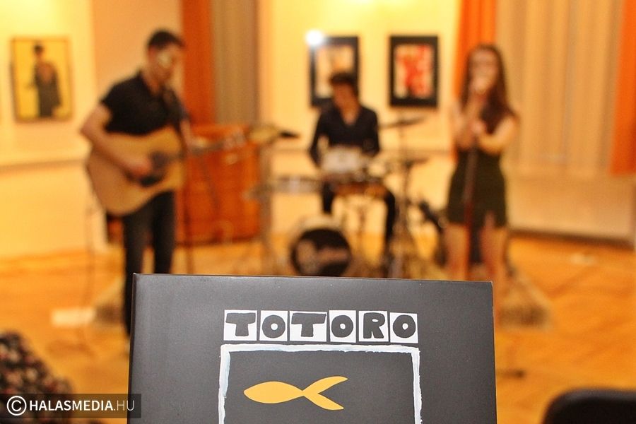 Szívüket, lelküket közönség elé tárták