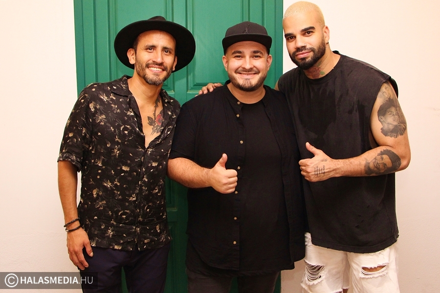 Csillagok találkozása Halas központjában