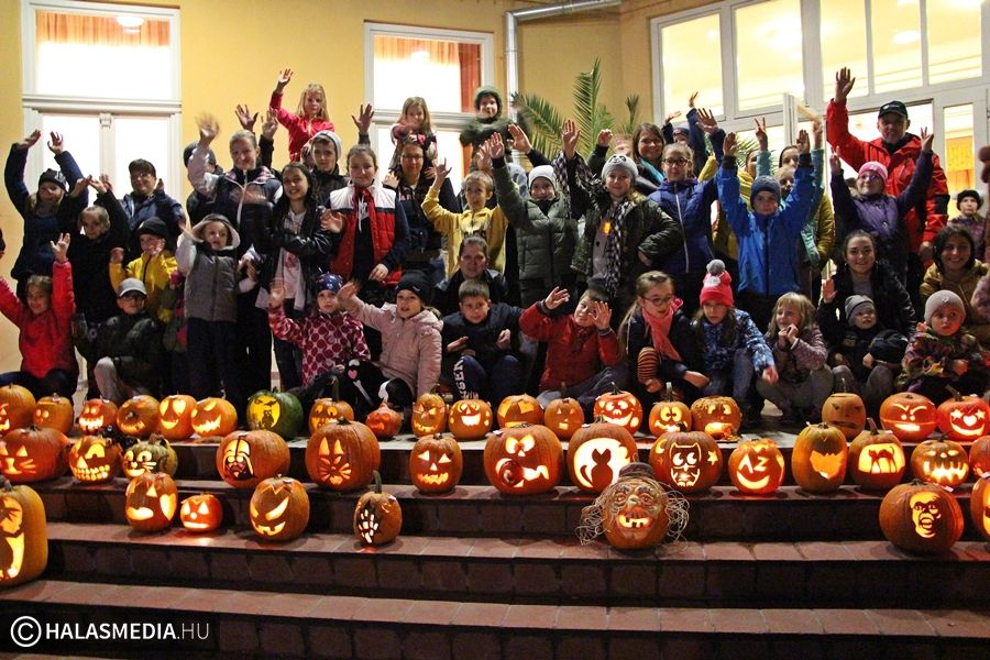 Rémisztő halasi tökfejek (galéria)