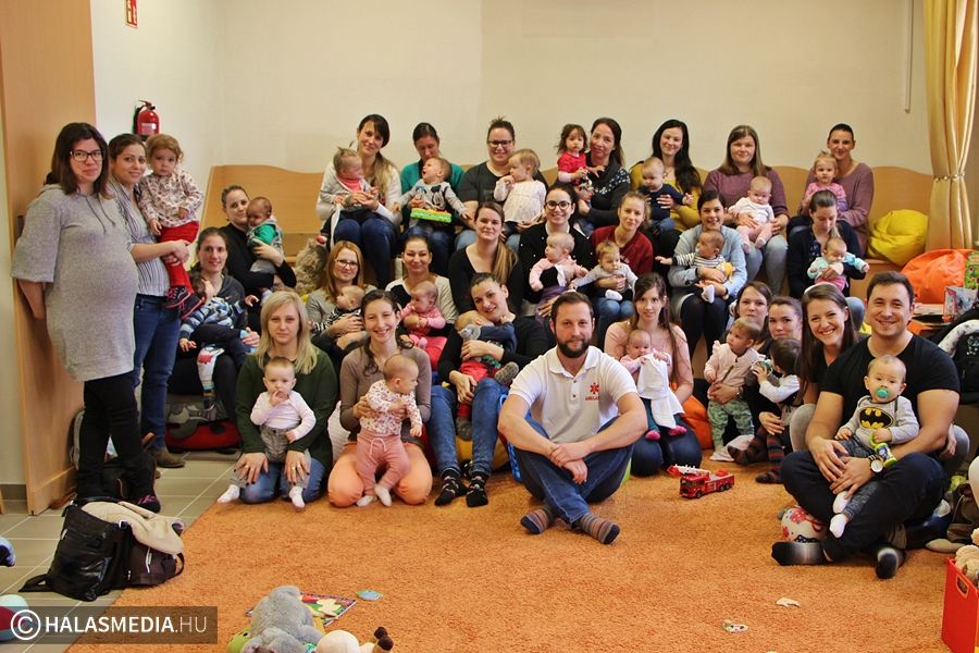 Tapasztalatcsere szülőkkel, szakemberekkel