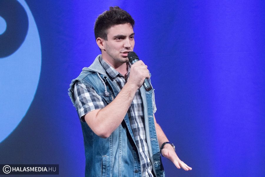 (►) János a legjobbak között van