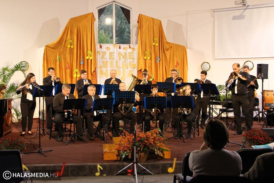 Kórustalálkozó a Zene Világnapján (galéria)