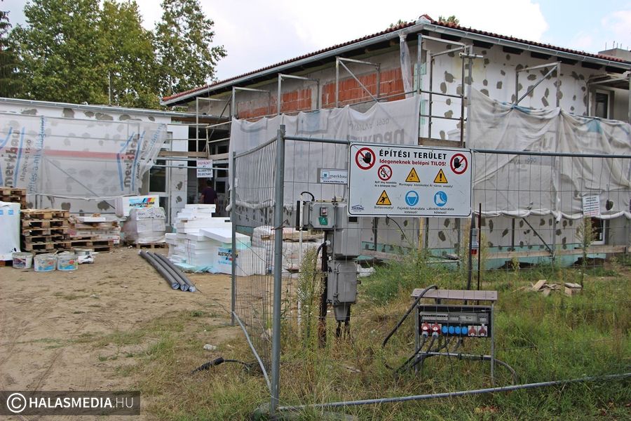 Új helyen sportolhatnak a tekósok (galéria)
