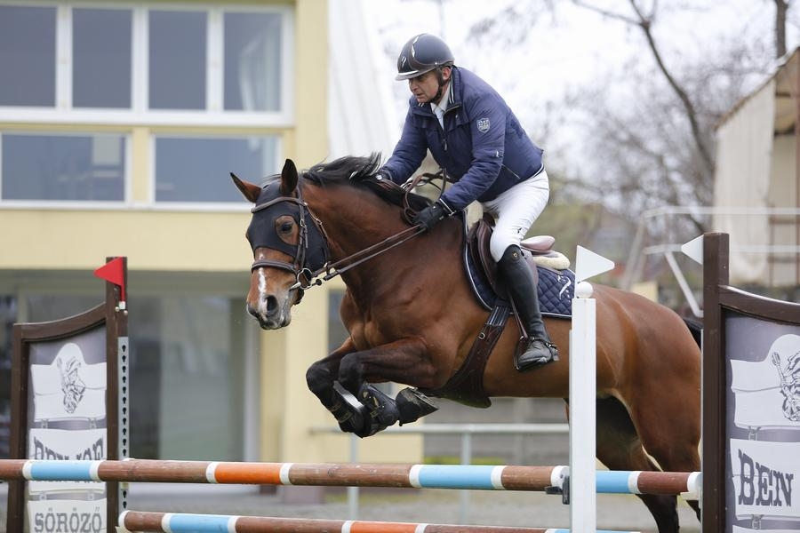 Busi Sándor mesterhármasa és halasi sikerek a minősítőn (összefoglaló)