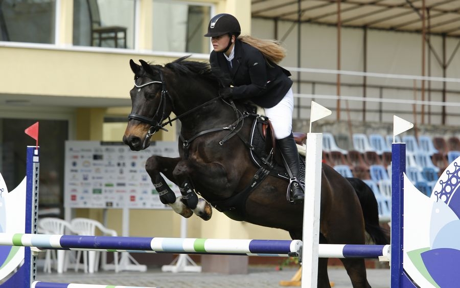 Két halasi győzelem a nyitó napon