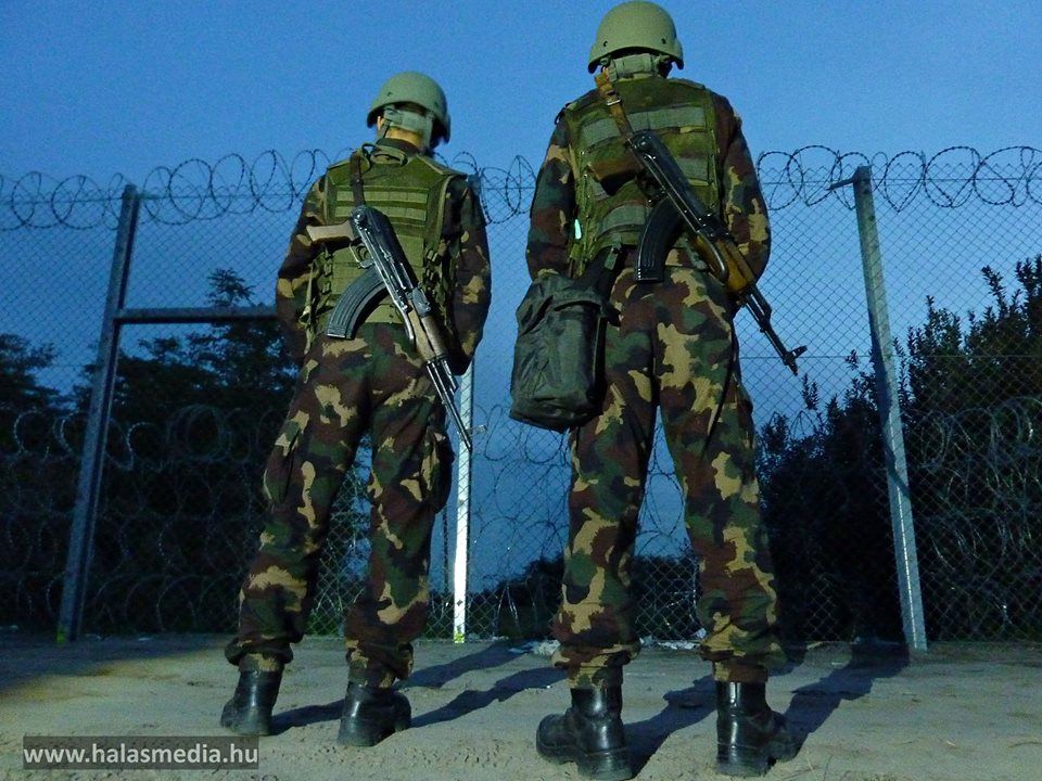 Három kelebiai migráns