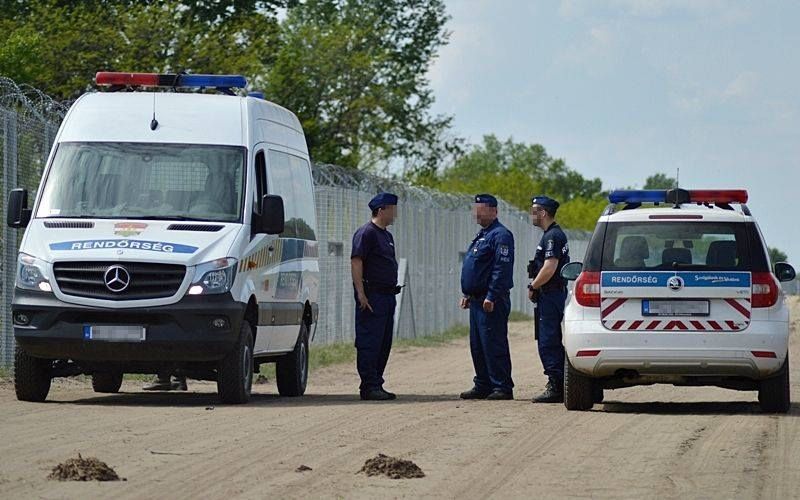 Holnaptól toborozzák a határvadászokat