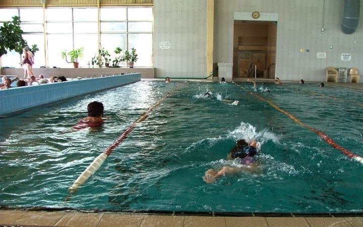 15 éves fiú lopott a strandon