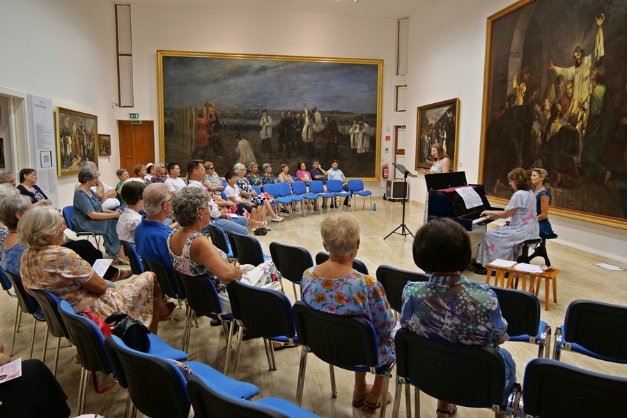 (►) Így zenélnek ők, a nők!