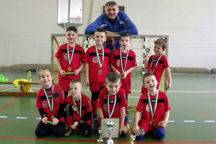 Aranyos sziládys utánpótlás