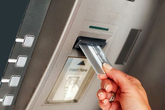 Halasi segítője volt a bankkártyatolvajnak