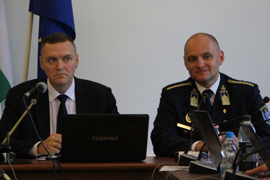 Kapitányi beszámoló, kiemelt helyen a sebességmérés és a droghelyzet