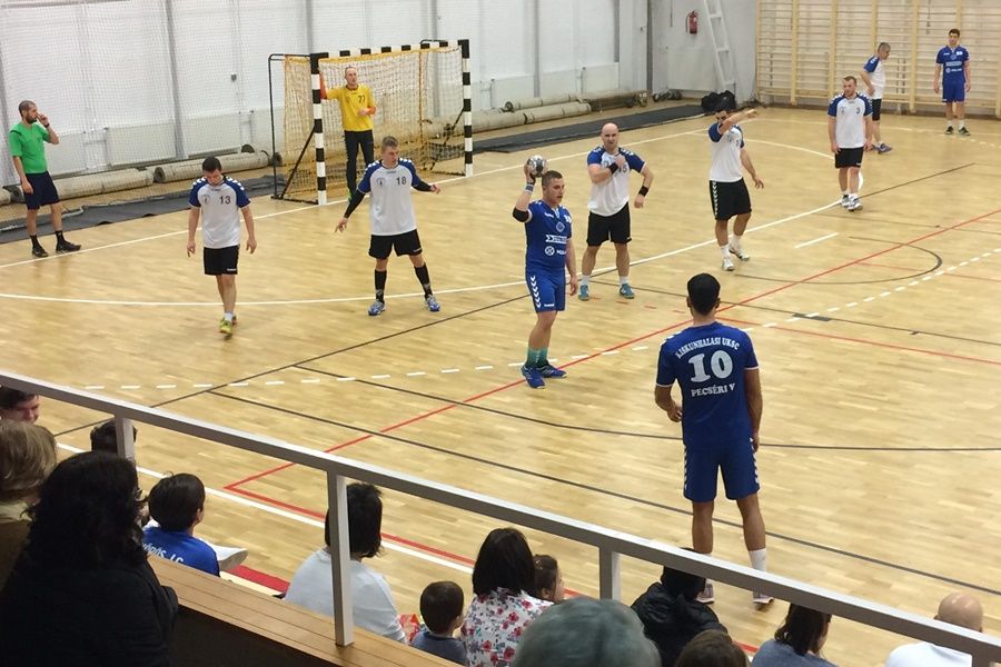 Vereség a szomszédvári rangadón