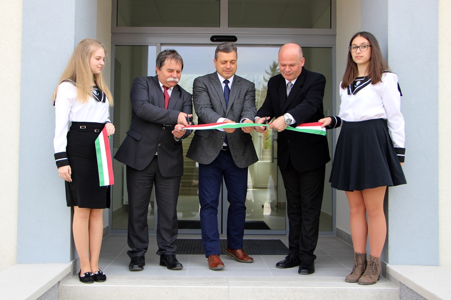 Felavatták a járási hivatal új épületét (galéria)